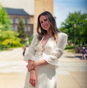 Meet your Posher, Eileen